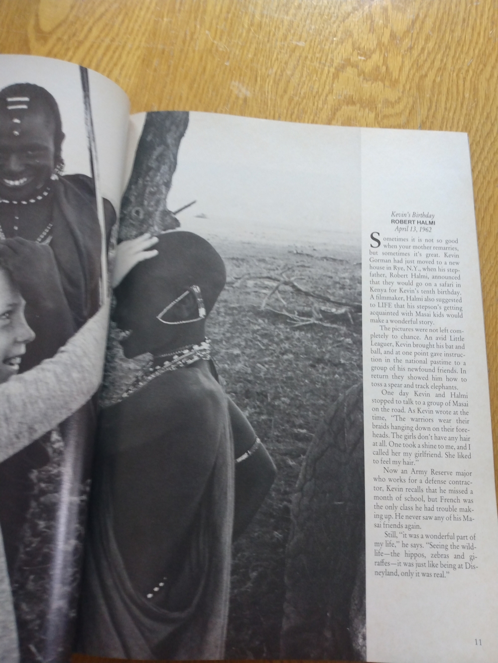 LIFE Special Edition "Classic Moments" Magazine - Iconic Kiss Cover - Picture 3 of 13